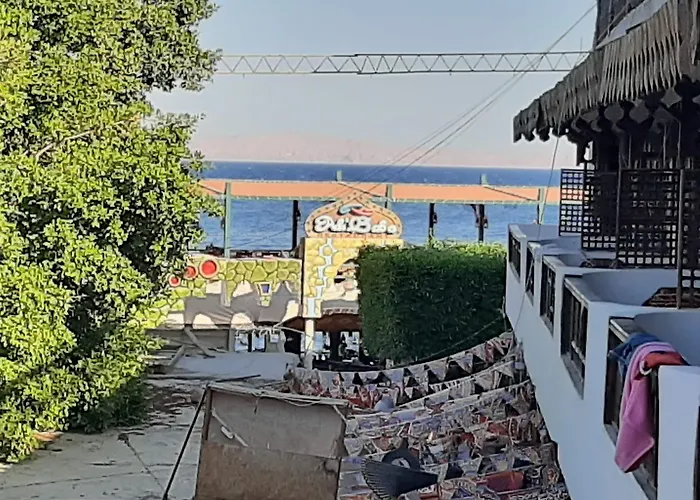 Ali Baba Auberge de jeunesse *