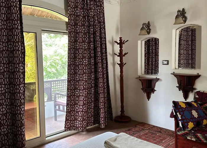 Ali Baba Hostel *