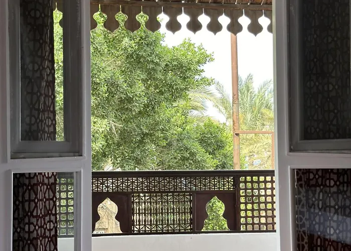 Ali Baba Hostel *